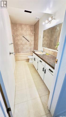 382 Appleby Crescent, Saskatoon, SK - Indoor Photo Showing Bathroom