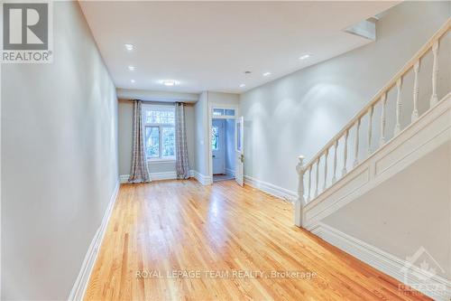 87 Guigues Avenue, Ottawa, ON - Indoor Photo Showing Other Room