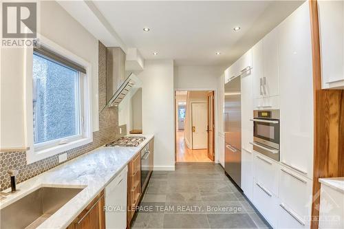 87 Guigues Avenue, Ottawa, ON - Indoor Photo Showing Kitchen