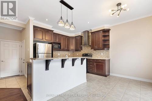 421 Meadowhawk Crescent, Ottawa, ON - Indoor Photo Showing Kitchen