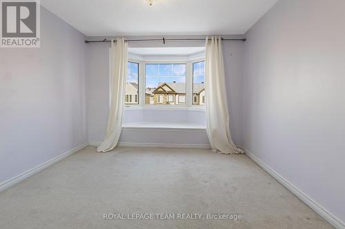 421 Meadowhawk Crescent, Ottawa, ON - Indoor Photo Showing Other Room