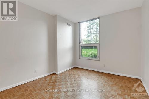 102 - 2951 Riverside Drive, Ottawa, ON - Indoor Photo Showing Other Room