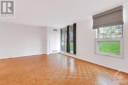 102 - 2951 Riverside Drive, Ottawa, ON - Indoor Photo Showing Other Room