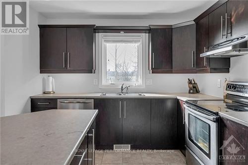 28 Brisson Street, North Stormont, ON - Indoor Photo Showing Kitchen With Stainless Steel Kitchen With Double Sink