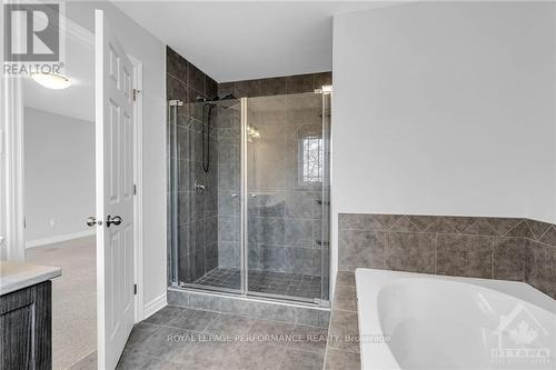 28 Brisson Street, North Stormont, ON - Indoor Photo Showing Bathroom