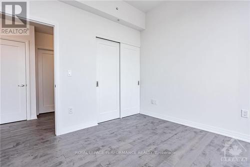 4007 - 805 Carling Avenue, Ottawa, ON - Indoor Photo Showing Other Room