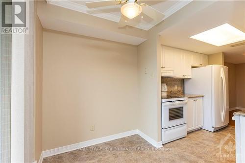 116 - 100 Grant Carman Drive, Ottawa, ON - Indoor Photo Showing Kitchen