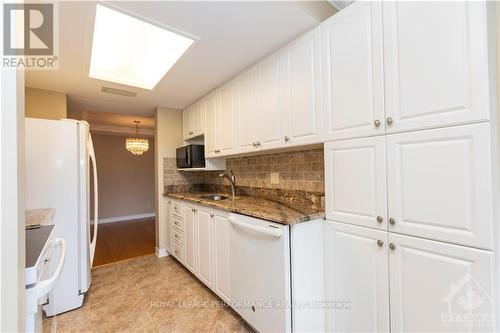 116 - 100 Grant Carman Drive, Ottawa, ON - Indoor Photo Showing Kitchen