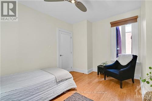 372 Mackay Street, Ottawa, ON - Indoor Photo Showing Bedroom