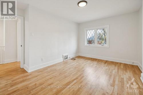 124 Blackburn Avenue, Ottawa, ON - Indoor Photo Showing Other Room