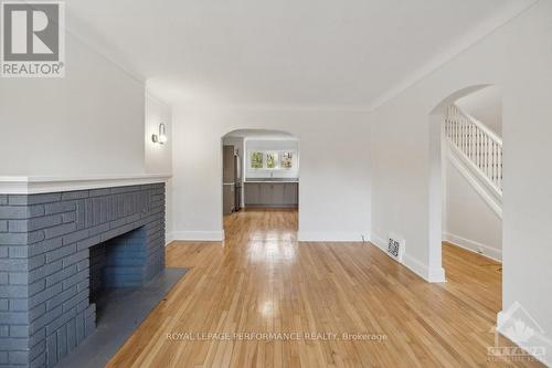 124 Blackburn Avenue, Ottawa, ON - Indoor With Fireplace