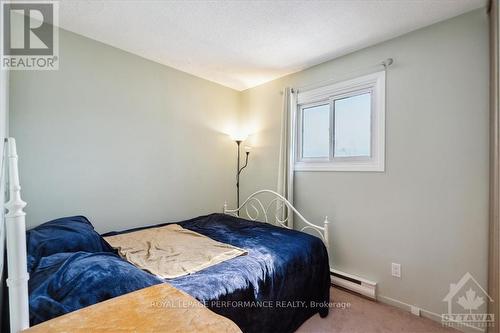 44 - 44 Compata Way, Ottawa, ON - Indoor Photo Showing Bedroom