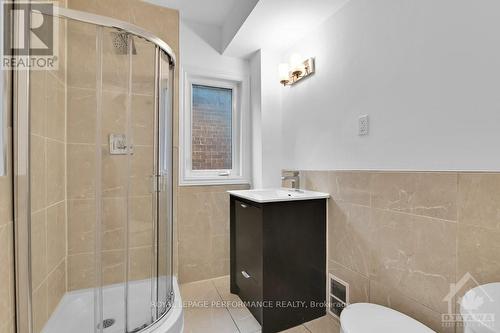 58 Clarey Avenue, Ottawa, ON - Indoor Photo Showing Bathroom