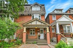 58 CLAREY AVENUE  Ottawa, ON K1S 2R7