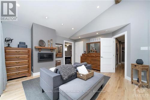 441 Hartleigh Avenue, Ottawa, ON - Indoor Photo Showing Other Room With Fireplace