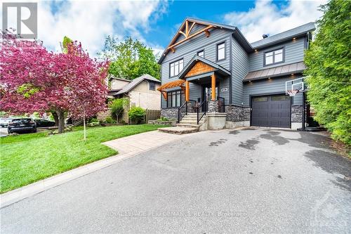 441 Hartleigh Avenue, Ottawa, ON - Outdoor With Facade