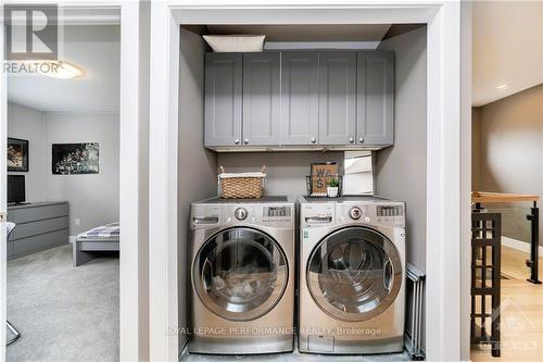 441 Hartleigh Avenue, Ottawa, ON - Indoor Photo Showing Laundry Room