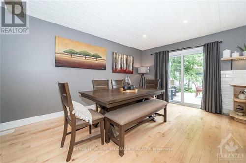 441 Hartleigh Avenue, Ottawa, ON - Indoor Photo Showing Dining Room