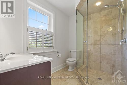 612 Highland Avenue, Ottawa, ON - Indoor Photo Showing Bathroom