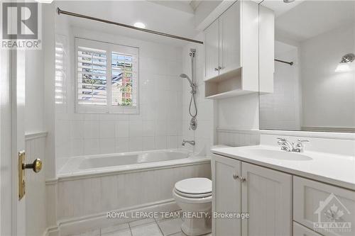 612 Highland Avenue, Ottawa, ON - Indoor Photo Showing Bathroom