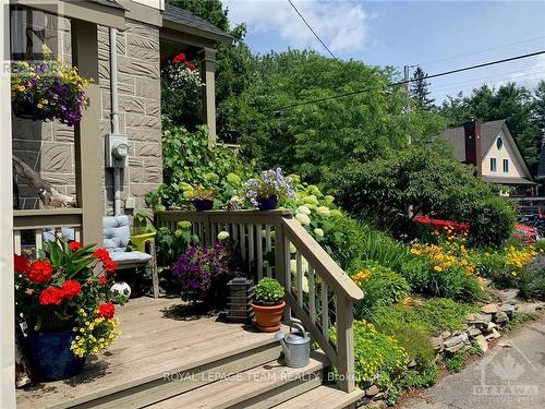 612 Highland Avenue, Ottawa, ON - Outdoor With Deck Patio Veranda