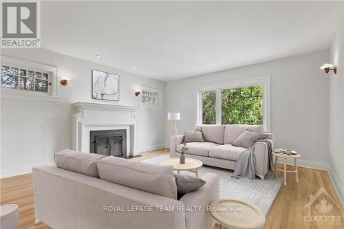 612 Highland Avenue, Ottawa, ON - Indoor Photo Showing Living Room With Fireplace