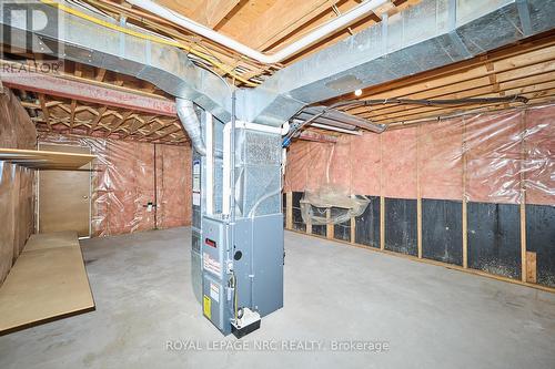 7304 Lakewood Crescent, Niagara Falls (220 - Oldfield), ON - Indoor Photo Showing Basement