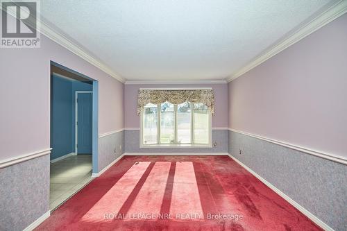 7304 Lakewood Crescent, Niagara Falls (220 - Oldfield), ON - Indoor Photo Showing Bedroom