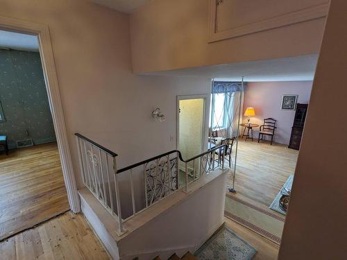 Staircase - 362 Av. Vinet, Dorval, QC - Indoor Photo Showing Other Room