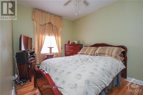 13 & 11 Nelson Street, Ottawa, ON - Indoor Photo Showing Bedroom