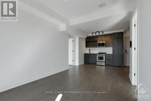 517 - 560 Rideau Street, Ottawa, ON - Indoor Photo Showing Kitchen