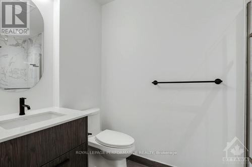 517 - 560 Rideau Street, Ottawa, ON - Indoor Photo Showing Bathroom