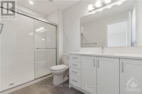 308 Elsie Macgill Walk, Ottawa, ON - Indoor Photo Showing Bathroom