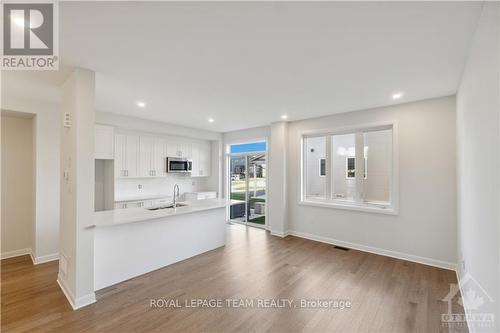 308 Elsie Macgill Walk, Ottawa, ON - Indoor Photo Showing Kitchen