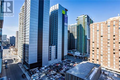 1011 - 238 Besserer Street, Ottawa, ON - Outdoor With Facade