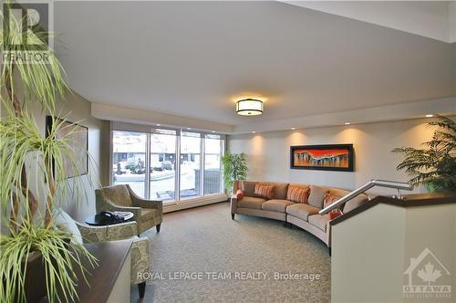 1012 - 1171 Ambleside Drive, Ottawa, ON - Indoor