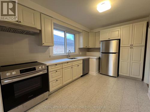 Upper - 51 Fairlin Drive, Toronto, ON - Indoor Photo Showing Kitchen