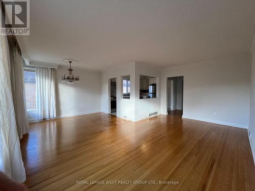 Upper - 51 Fairlin Drive, Toronto, ON - Indoor Photo Showing Other Room