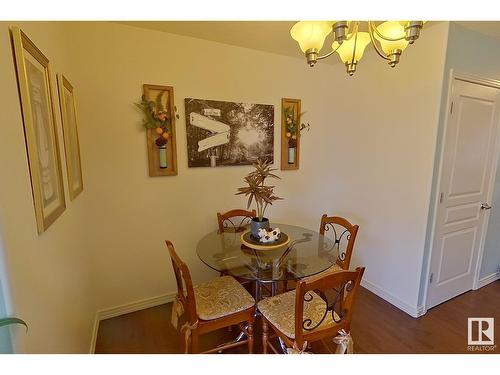 2341 Aspen Tr, Sherwood Park, AB - Indoor Photo Showing Dining Room