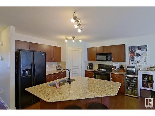 2341 Aspen Tr, Sherwood Park, AB - Indoor Photo Showing Kitchen With Double Sink