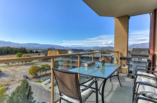 805-1947 Underhill Street, Kelowna, BC - Outdoor With View