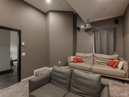 Home theatre - 80 Rue Roussin, Montréal (L'Île-Bizard/Sainte-Geneviève), QC - Indoor