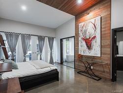 Master bedroom - 