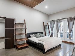 Master bedroom - 