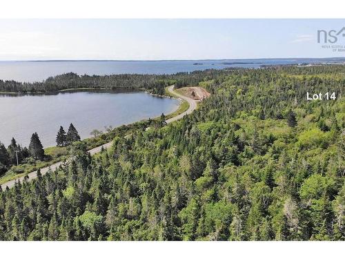 Lot 14 Hwy 316 (English Harbour), Cole Harbour, NS 