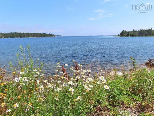 Lot 14 Hwy 316 (English Harbour), Cole Harbour, NS 