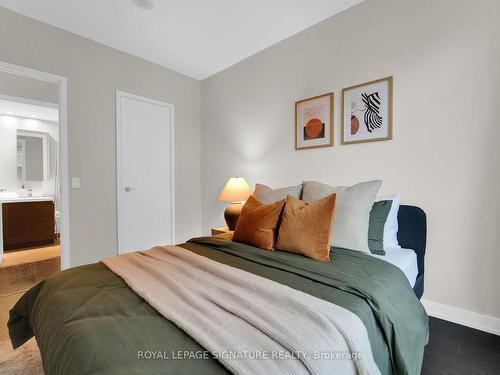 1044-1030 King St W, Toronto, ON - Indoor Photo Showing Bedroom