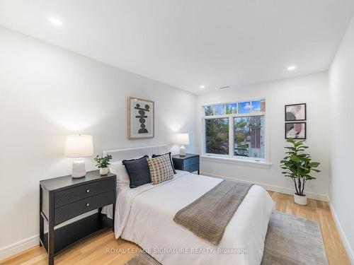 61 Bennington Heights Dr, Toronto, ON - Indoor Photo Showing Bedroom