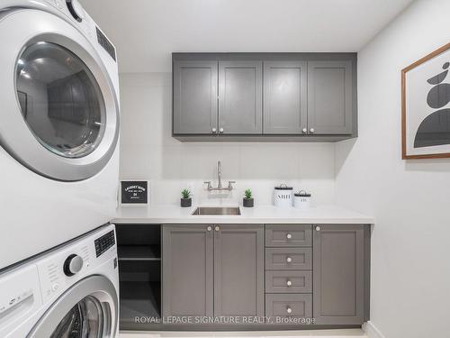 61 Bennington Heights Dr, Toronto, ON - Indoor Photo Showing Laundry Room