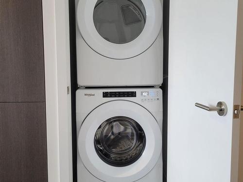 3906-403 Church St, Toronto, ON - Indoor Photo Showing Laundry Room